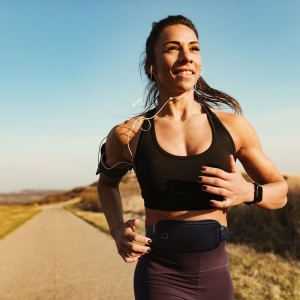 Sportovní pouzdro kolem pasu RUN, barva černá