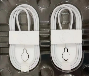 Datový kabel USB C na USB C Foxconn (NYLON), délka 1m, barva bílá