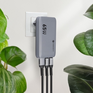 Nabíječka telefonu Forcell F-Energy Ultra Slim GaN III 2 x USB C + USB A QC4.0 PD 65W, šedá