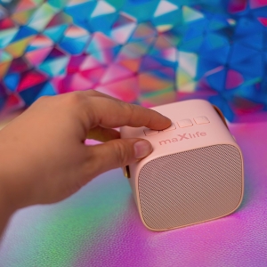 Mini karaoke systém MaxLife s mikrofonem, barva růžová